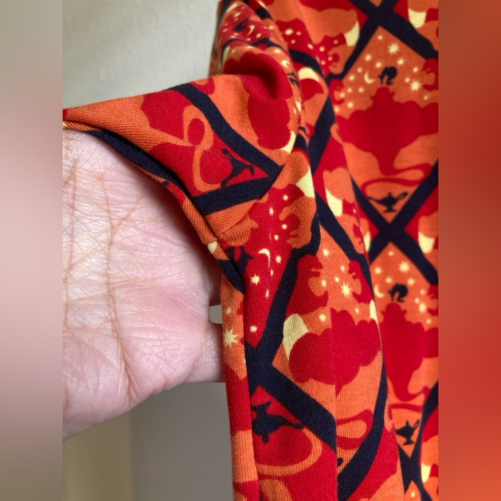 LuLaRoe Disney Collection Jafar as Genie Gracie Top Size 14 - Picture 3 of 9
